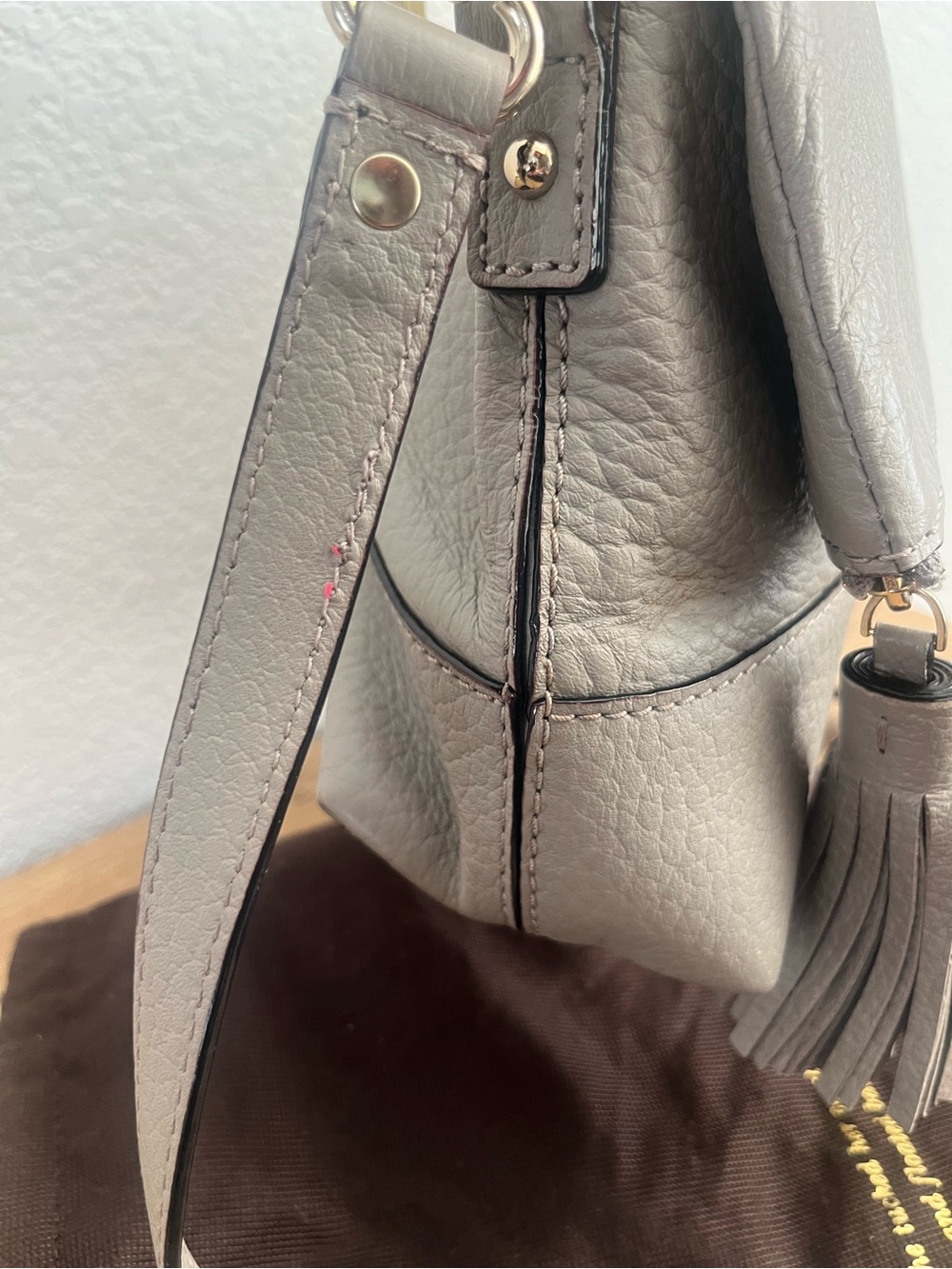 Kate Spade New York Cobby Hill Convertible Crossbody in Gray Beige with Dust Bag - Picture 3 of 16